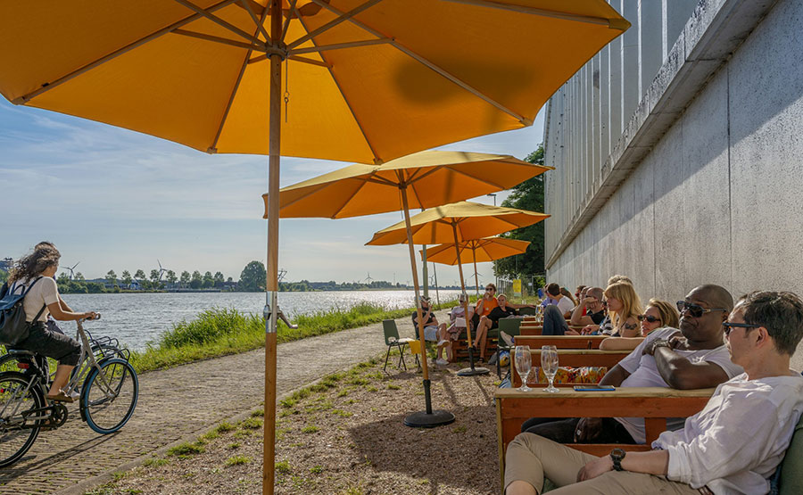 zaan-borrel
